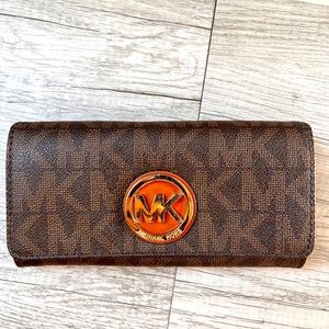 Michael Kors Wallet Brown